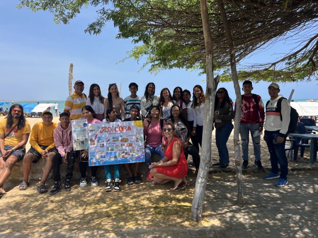 El equipo Adicora Playa Limpia